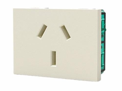 TOMACORRIENTE 20A BLANCO