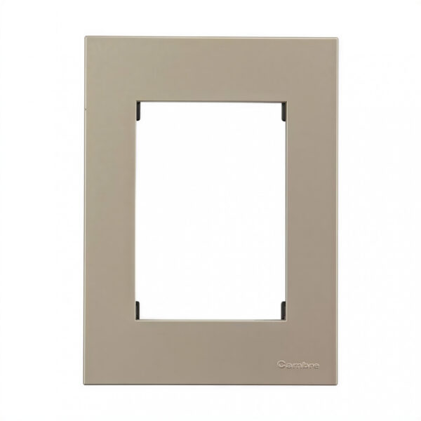 27341 tapa y distanciador bauhaus con ribete – 4 módulos – champagne