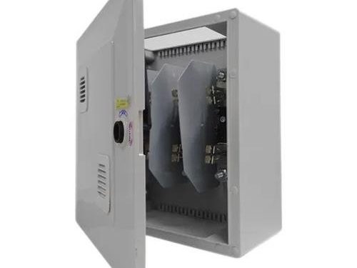 30062.jpg Caja Aislante Toma 200 A con Base NH T1 - EPEC