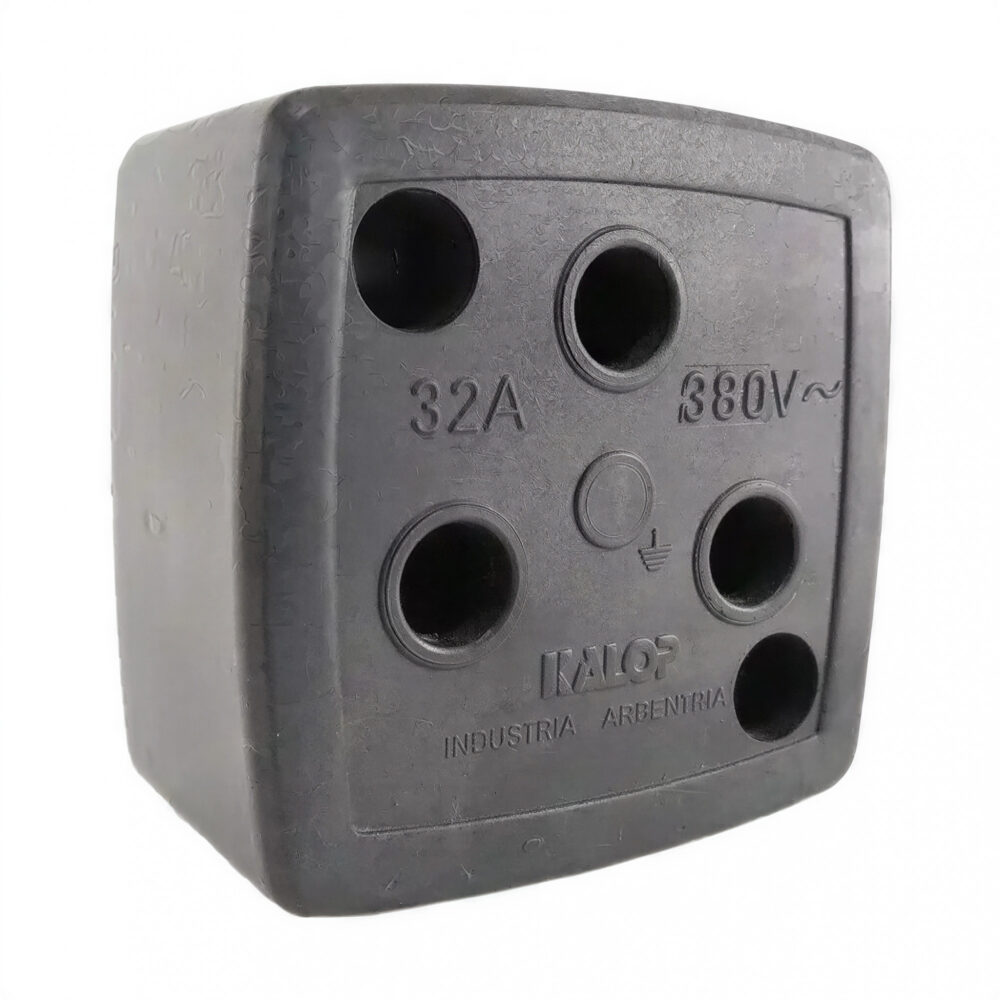 641 toma industrial cuadrada 3 polos 32a – alta corriente 641 toma industrial cuadrada 3 polos 32a – alta corriente