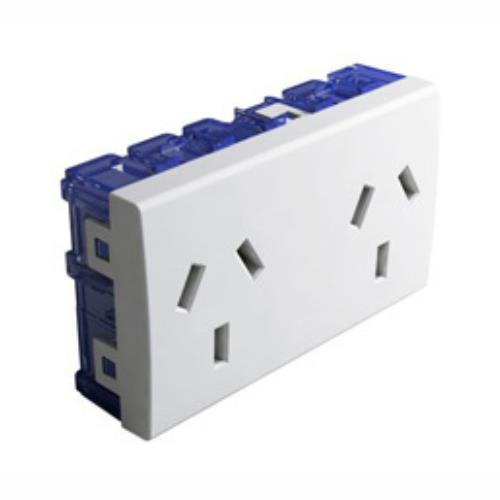 TOMACORRIENTE DOBLE 10A BLANCO