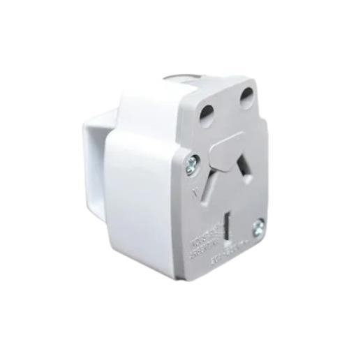 FICHA HEMBRA CON MANIJA 20A PATAS CHATAS