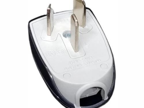 Ficha Macho 20 A - Negro